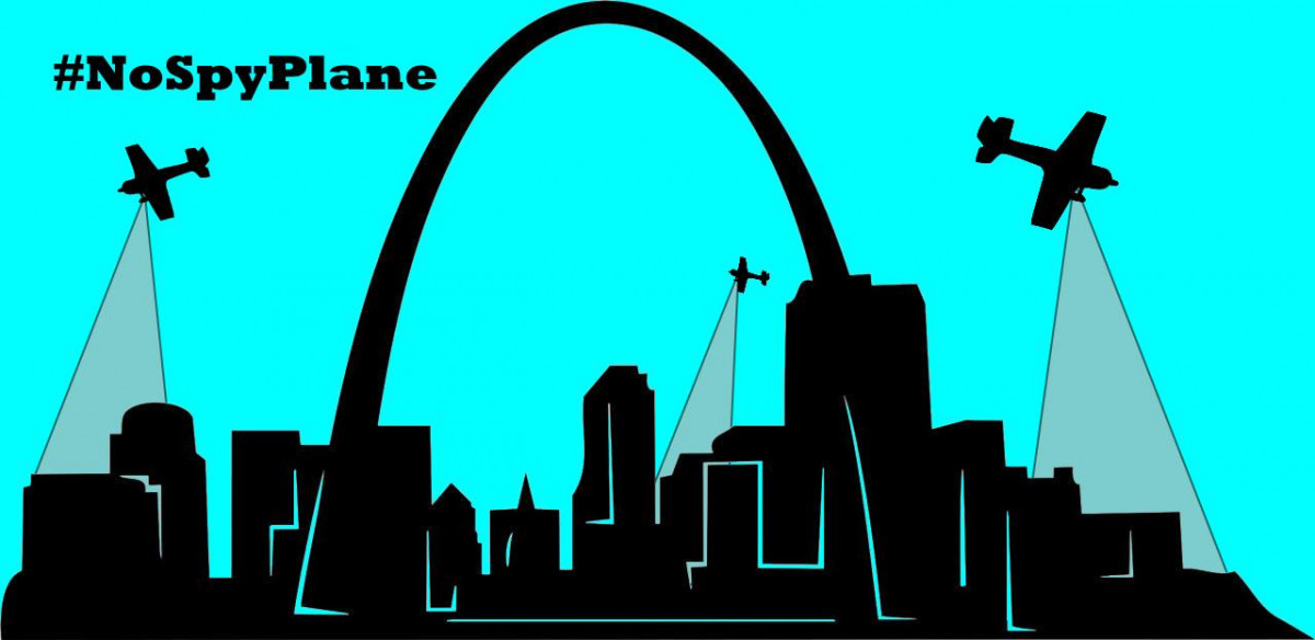 St Louis sky line with three lightweight aircraft implying video surveillance